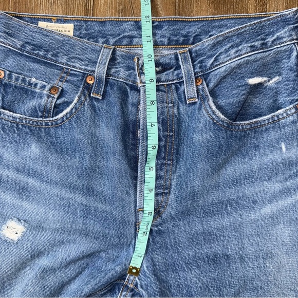 Levi’s 501 jeans Premium Women’s Medium Wash Distressed Tapered High Rise 90s - Picture 7 of 14